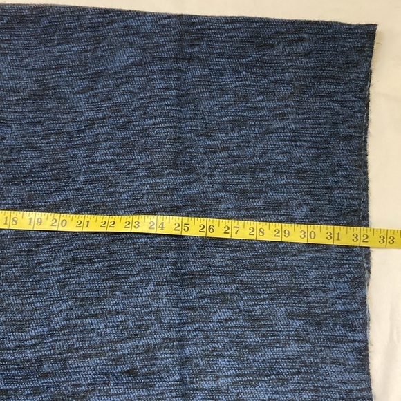DKNY,WOMEN’S,BLACK AND BLUE LONG SCALF. - Picture 3 of 6